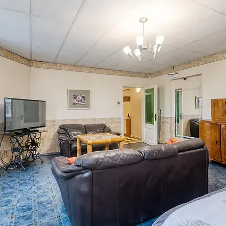 Sunny 1 Bedroom In Centre -late Check Out * Riga