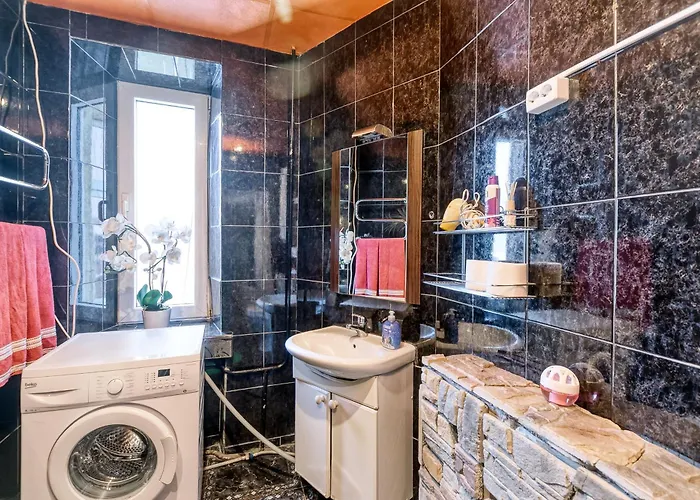 Sunny 1 Bedroom In Centre -late Check Out Riga