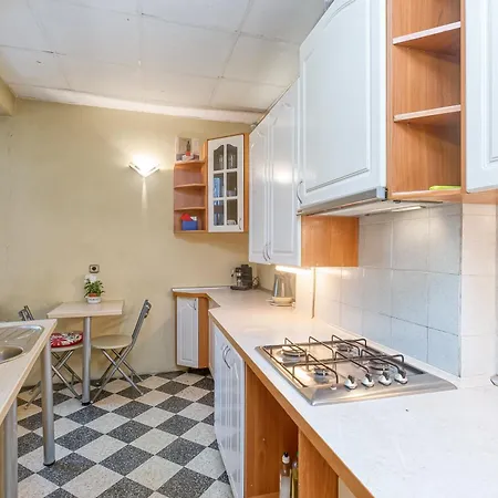 Sunny 1 Bedroom In Centre -late Check Out شقة